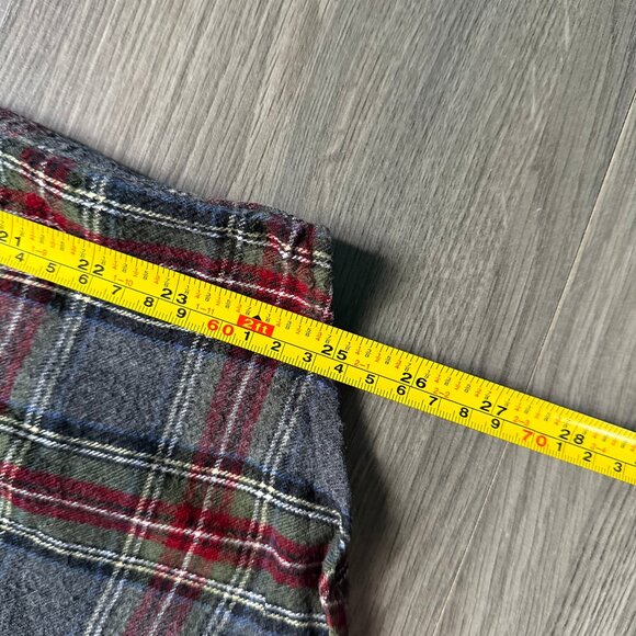 L.L. Bean Men's Scotch Plaid Flannel Shirt - Grey - Picture 10 of 10